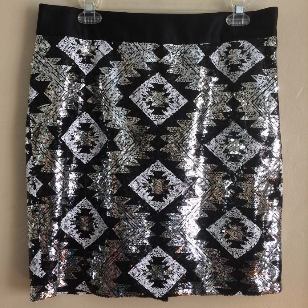 The LIMITED Skirt Silver Black Sequin Aztec Glam Rock Festive Skirt 12